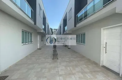 Sobrado novo em condomínio, 3 dormitórios, 1 suíte, 2 vagas na vila formosa