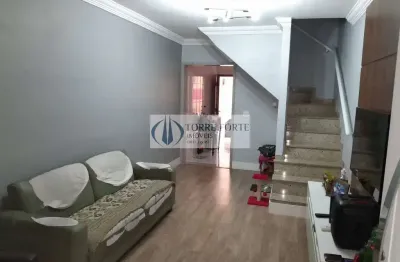 Sobrado 2 dormitórios 2 banheiros e 1 vaga vila nhocune