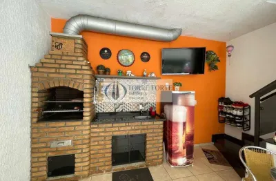 Sobrado em condomínio fechado, 3 quartos, 1 suíte, 3 vagas, na vila formosa