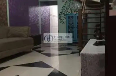 Casa ampla 3 dormitórios, 2 vagas de garagem em diadema