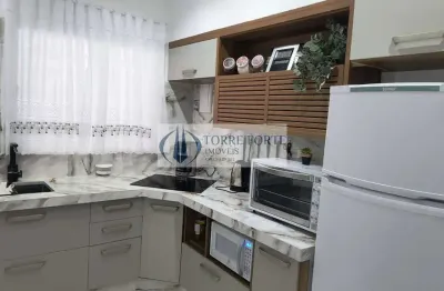 Apartamento 2 dormitórios 2 suítes  varanda e 1 vaga  na chacara mafalda