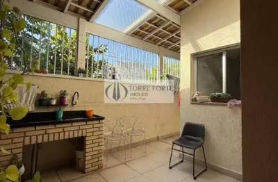 Lindo sobrado com 3 dormitórios e 4 vagas em jardim monte kemel