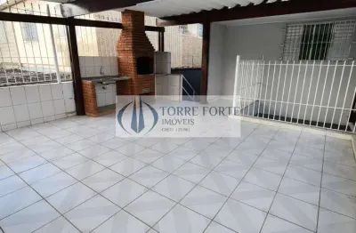 Linda casa com 3 dormitórios, terraço e 2 vagas de garagem em tucuruvi
