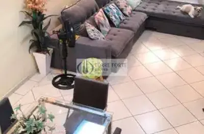 Linda casa com 3 dormitórios e 2 vagas no jardim taboão