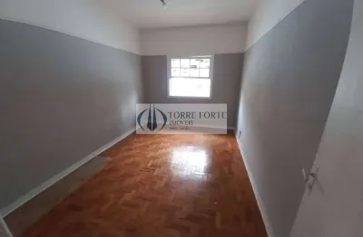 Casa com 2 quartos à venda na Rua Backer, 1, Cambuci, São Paulo