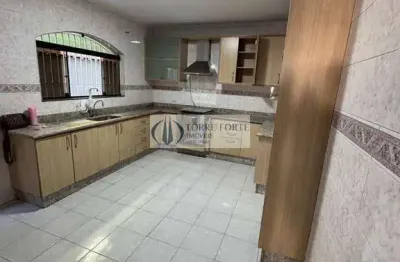 Lindo sobrado com 3 quartos 3 vagas , churrasquiera no jardim santa adelia.