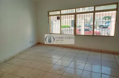 Sobrado amplo com 3 dormitórios, suíte, 3 vagas no bairro imirim