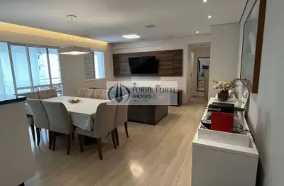 Lindo apartamento com 2 dormitorios 1 suite 1 vaga , varanda na mooca.