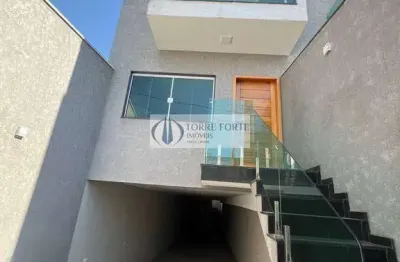 Sobrado novo com 3 suites 5 vagas cobertas , churrasqueira no carrão.