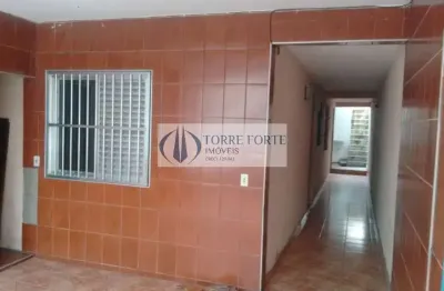 Sobrado amplo com 3 dormitórios e 1 vaga de garagem região cangaiba