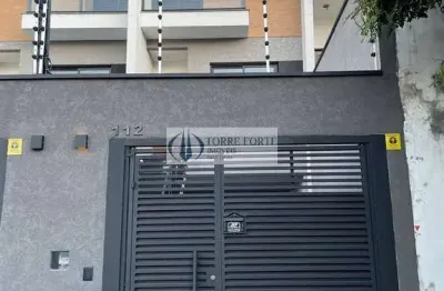 Sobrado novo com 3 dormitórios, 1 suíte e 3 vagas na região aricanduva
