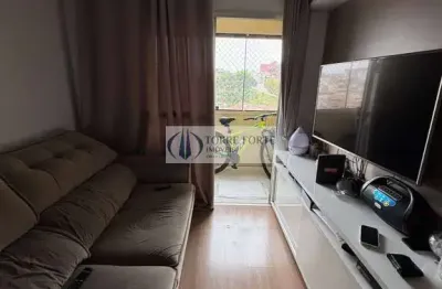 Belo apartamento com 3 dormitorios 1 vaga , varanda na cidade lider .
