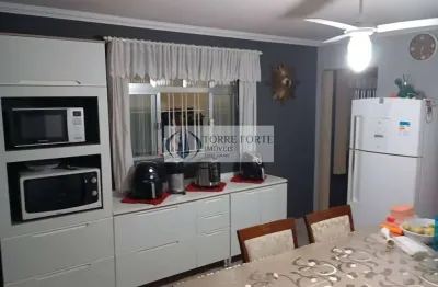 Casa 3 dormitórios, 2 banheiros e 2 vagas no jardim imperador