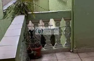 Sobrado amplo com 3 dormitórios , 3 banheiros e 2 vagas na vila medeiros