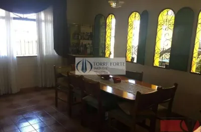 Casa 3 dormitórios, 1 suíte, 2 banheiros e 12 vagas na vila ema