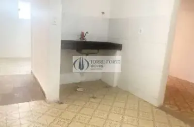 Casa comercial para locação com 6 salas  4 vagas na vila formosa.