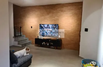 Lindo sobrado com 3 dormitórios, 1 suíte e 2 vagas na região aricanduva