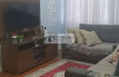 Apartamento amplo com 3 dormitórios, 2 banheiros e 1 vaga na mooca