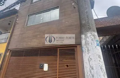 Sobrado amplo com 3 dormitorios 1 suite 2 vagas cobertas na vila cardoso.