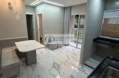 Lindo apartamento com 2 dormitórios e varanda no canindé