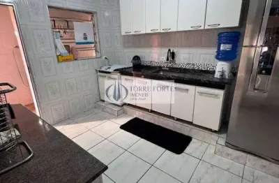 Sobrado com 3 dormitorios 2 suites 1 vaga , varanda na vila formosa.