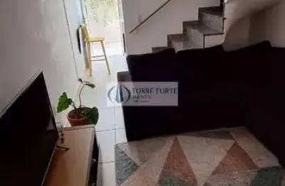 Lindo sobrado em condomínio com 2 dormitórios e 1 vaga na penha