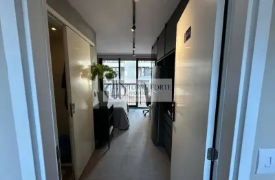 Excelente localização, próximo ao metro a uma quadra da espm e belas artes