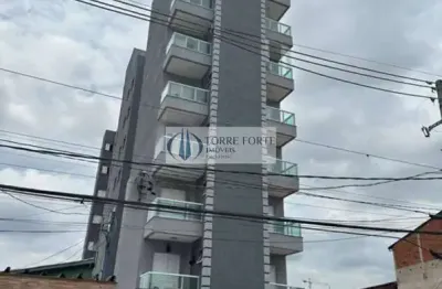 Apartamento com 2 dormitórios, 1 suíte, 1 vaga e varanda em santo andré