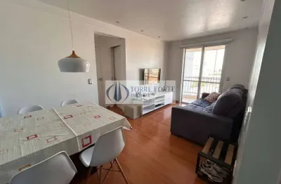 Apartamento com 2 dormitorios 1 vaga, varanda na chacara california .