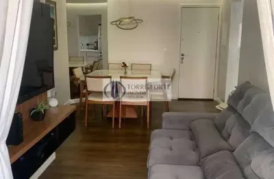 Apartamento com 2 dormitorios 1 vaga , varanda na cidade lider .