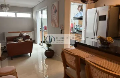 Lindo sobrado em condomínio fechado com 2 suítes e 2 vagas na vila ema