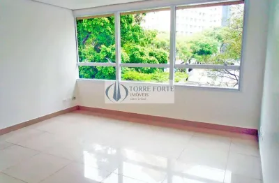 Sala comercial na Rua Itapeva, ótimo local para consultório ou escritório