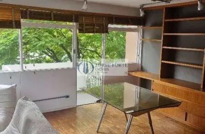 Apartamento espaçoso com 2 dormitórios, 1 vaga e varanda no sumaré