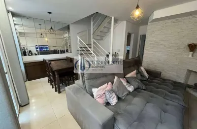 Sobrado em condomínio com 3 dormitórios, 1 suíte, 2 vagas e lazer em cotia