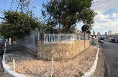 Linda casa térrea de esquina  com 3 dormitórios na vila carrão