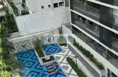 Lindo apartamento com 1 dormitório, sacada e 1 vaga no Paraíso