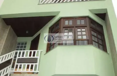 Lindo sobrado 4 dormitórios, 1 suíte , 3 vagas com área gourmet