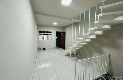 Sobrado para Venda em São Bernardo do Campo, Planalto, 4 dormitórios, 1 suíte, 2 banheiros, 1 vaga