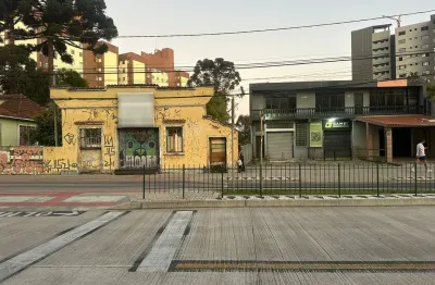 Área Estrutural à Venda com Frente para Duas Ruas – Frente para Av. República Argentina – Cód. 07.029