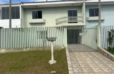 Sobrado com 3 dormitórios e garagem para 3 carros no Pinheirinho – Cód. 06.105