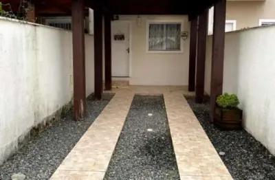 Casa com 2 quartos à venda no Petrópolis, Joinville 