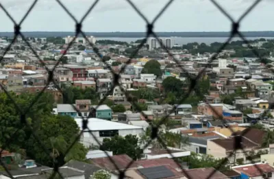 Apartamento com 3 quartos para alugar na Parque Aruanã, 1052, Compensa, Manaus