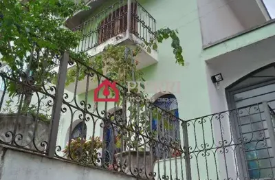 Sobrado a venda no parque são domingos, amplo c/ salão de festas