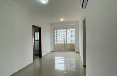 **apartamento com móveis planejados em santos - 2 dormitórios - imperdível!**