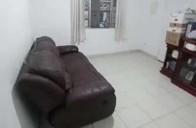 Casa com 2 quartos à venda na Rua Marechal Euclides Zenóbio da Costa, 566, Vila Mateo Bei, São Vicente