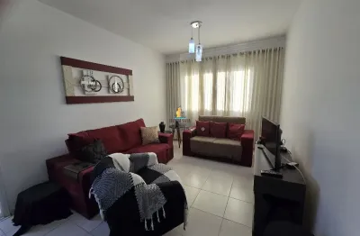 Embaré – 2 dormitórios + dependência – 1 suíte – vaga demarcada – condomínio com excelente custo-benefício!