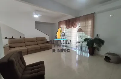 Campo grande - venda - casa sobreposta alta -  varanda gourmet  -  churrasqueira - painel solar - 200 au