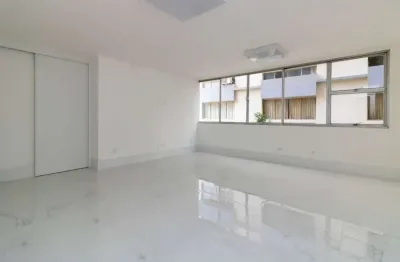 Apartamento com 4 quartos à venda na Rua Dr. Albuquerque Lins, Santa Cecília, São Paulo