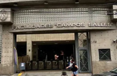Prédio para alugar na Rua Nossa Sra. Da Lapa, Lapa, São Paulo