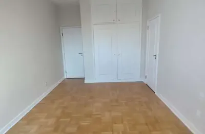 Apartamento com 4 quartos para alugar na Praça da República, República, São Paulo